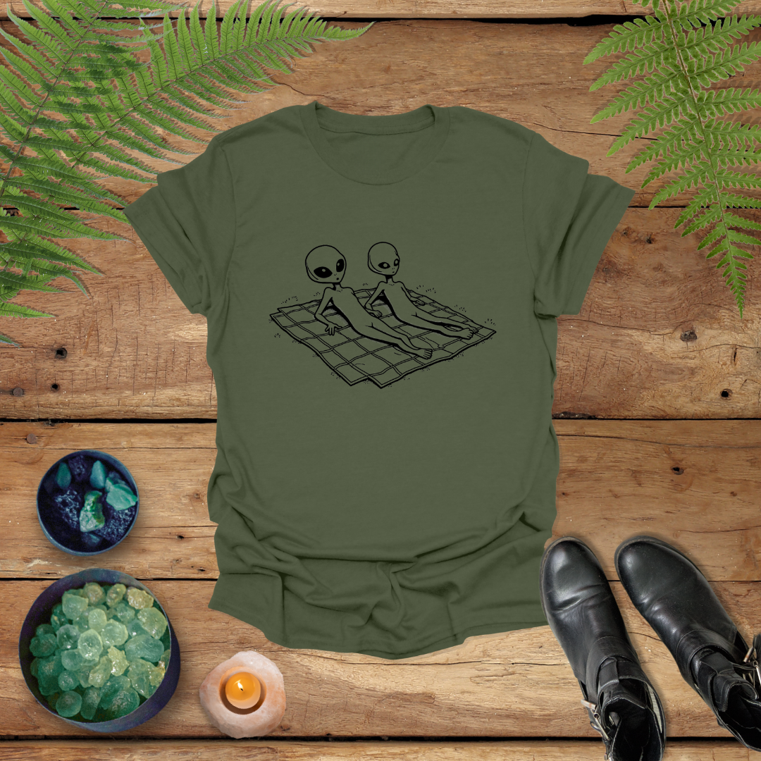 'Alien Picnic' Shirt